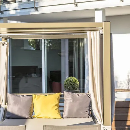 Merangardenvilla Adults Only 3*